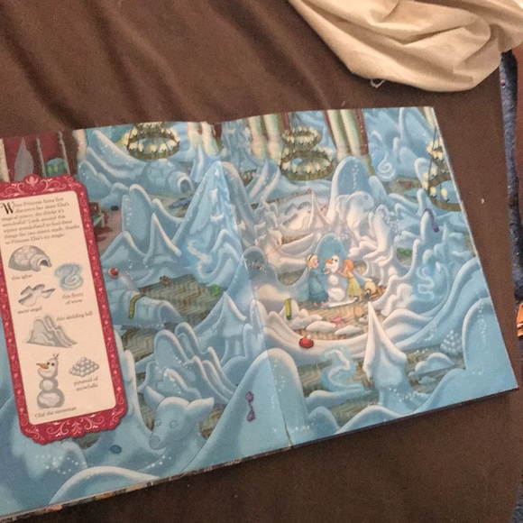 Disney “frozen” book - Picture 9 of 12